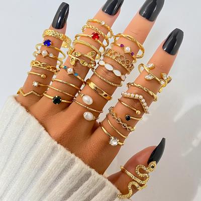 Flash Diamant Perle Ring Set Vielseitiges Zubehör Ring Set Weißes Harz Schlangenring 30-teiliges Set