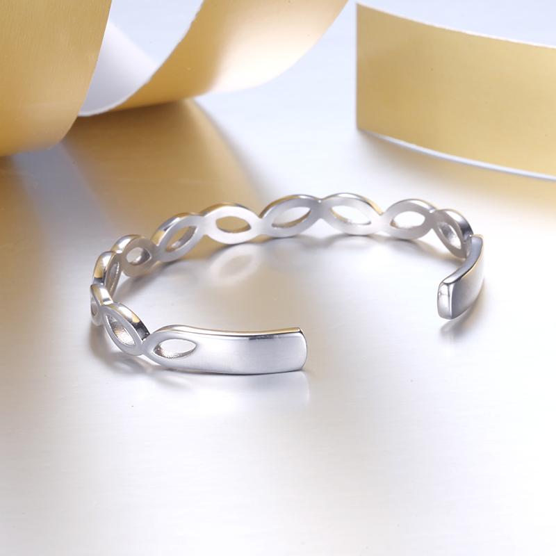 ORIVA LEAVES BANGLE Stainless Steel Leaves Bangle In Silver Colour