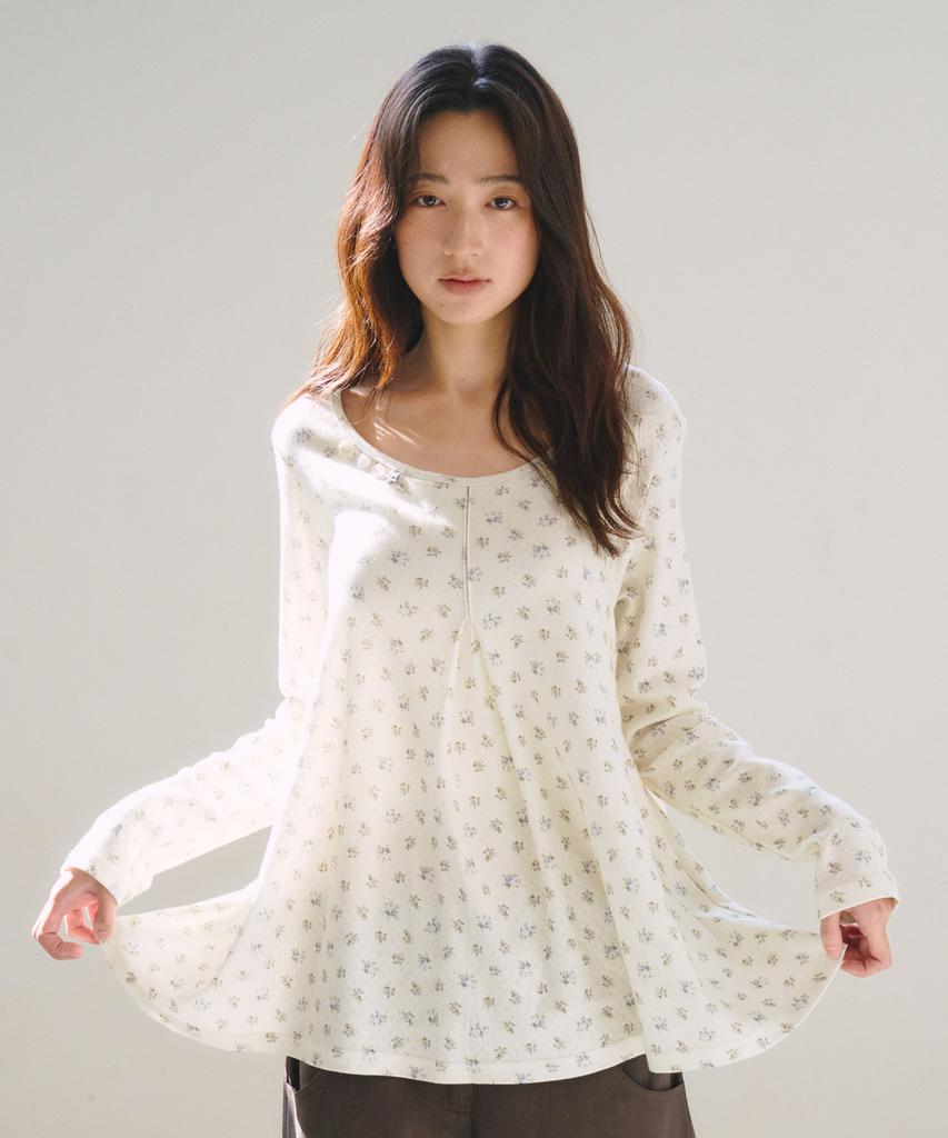 OAFISH Floral Tuck Longsleeve, Cream