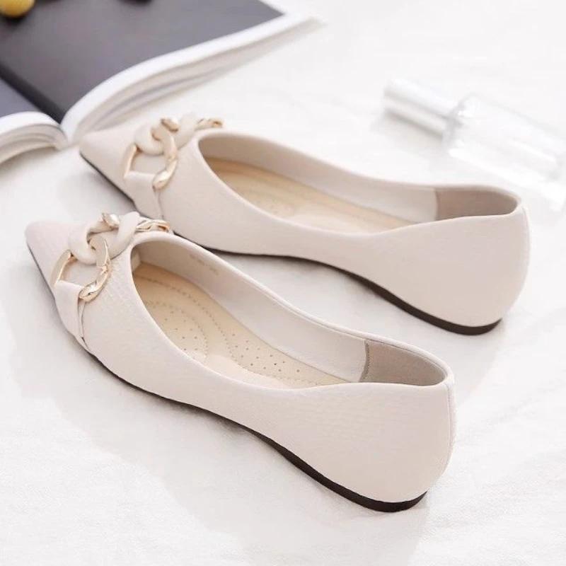 Fashion Black Women's Flat Shoes Low Heel Elegant Formal Ladies Footwear Pointed Toe White Luxury Brand Slip On Sale Wholesale Casual 39