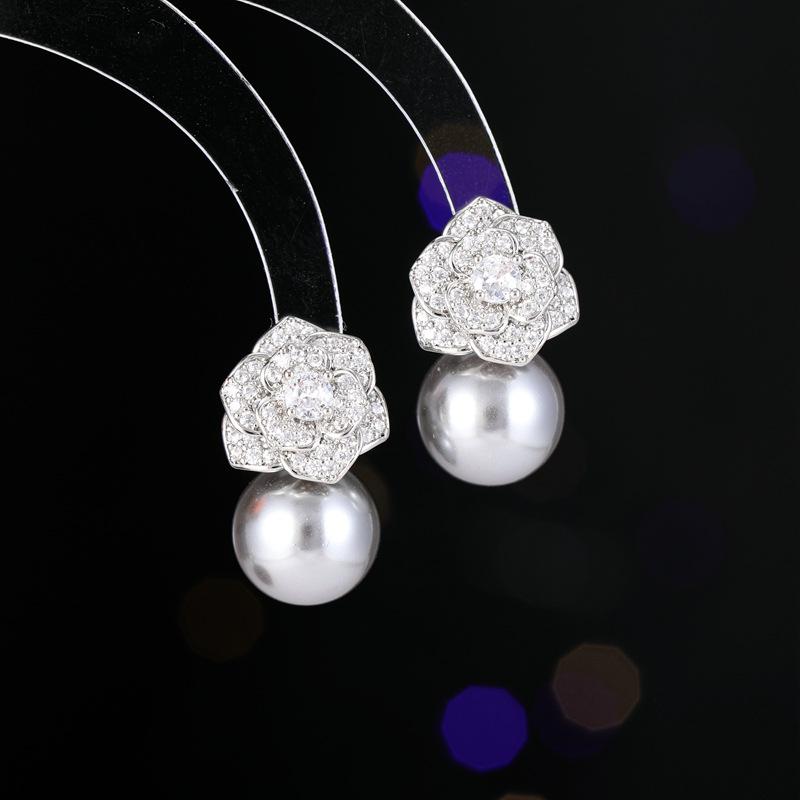 

Япония и Южная Корея новые серьги женственность индивидуальность 925 серебряные иглы микро инкрустированные цирконием жемчуг серьги-гвоздики ужин серьги камелии