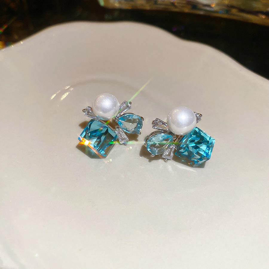 French Pearl Beads Zircon Pearl Stud Earrings - Elegant and Versatile High-End Accessories