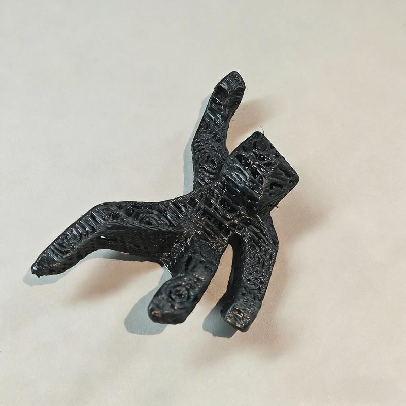 Hot Movie Props Pendant Cute Rocky Alien Based Lifeform Figure with Tools 3D Printed Home Office Decor Refrigerator Magnet