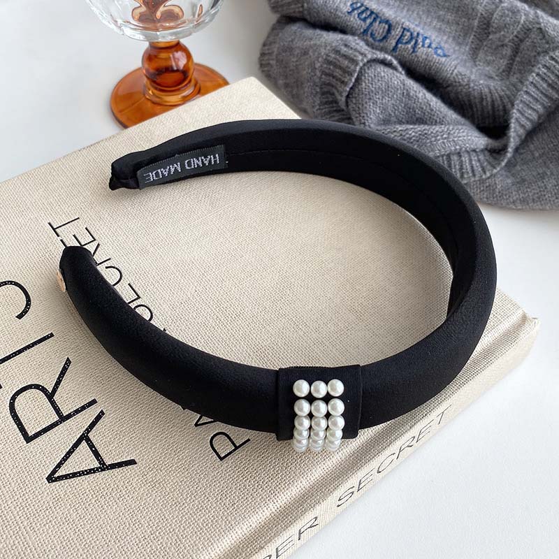 

Корейские атласные повязки на голову с жемчугом для женщин Элегантные черные белые широкие боковые эластичные губчатые толстые головные уборы свадебные аксессуары для волос