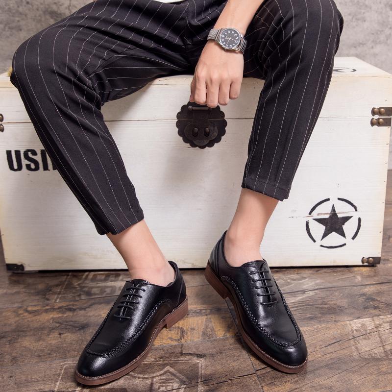 Fashion British Style Retro Brown Men's Loafers Soft Soles Comfortable Flat Bottoms Casual Shoes for Outdoor Commuting Men's Driving