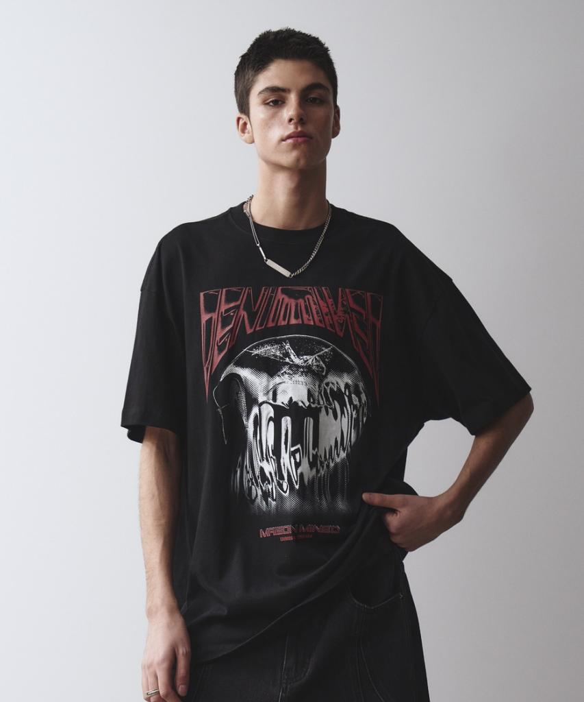 MAISON MINED Sticky Half T Black