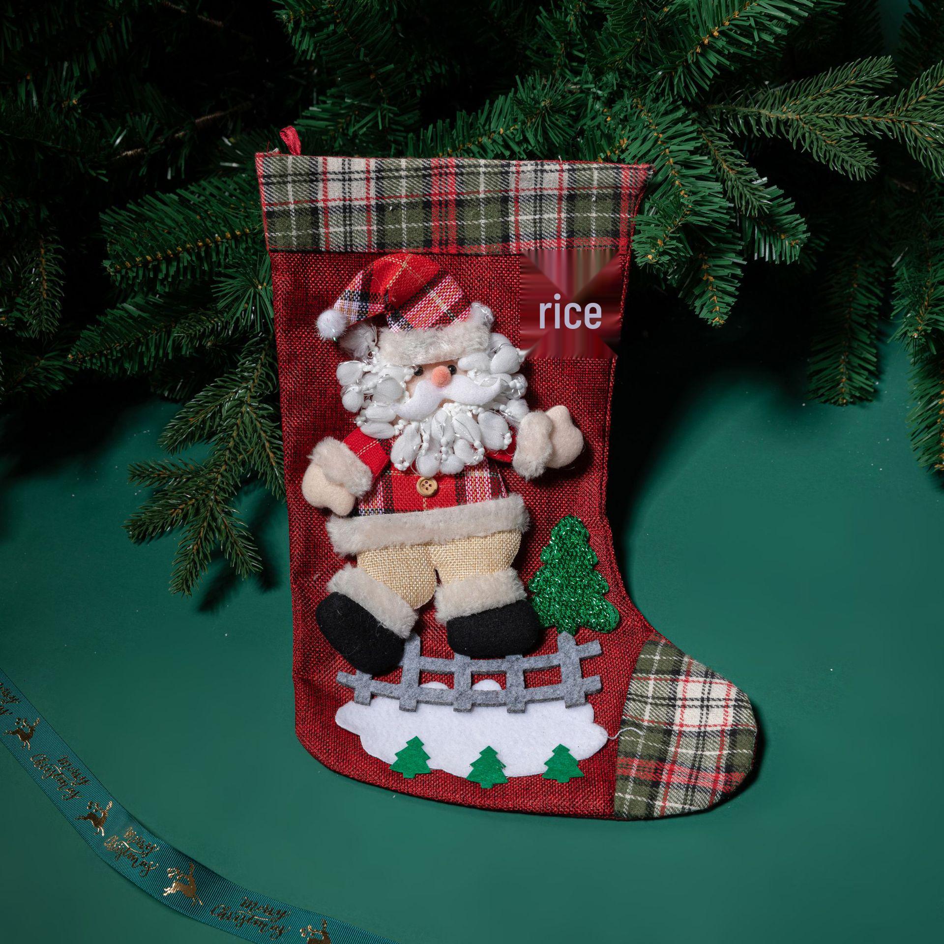 Plaid Christmas Stockings & Gift Bags – Snowman, Old Man, Reindeer Styles, Perfect for Kids Gifts!