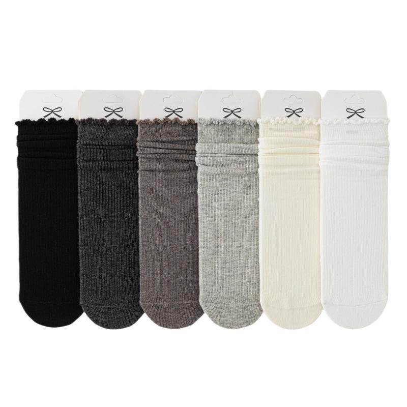 Women's Mid-calf Socks, Boneless Pile Socks, Black Ear-trimmed Solid-color Cotton Socks, Sweat-absorbing and Breathable Long Socks