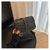 Квадратная сумка в ретро-стиле с полым цветочным узором, однотонная сумка через плечо с клапаном, повседневная сумка через плечо, нишевый дизайн