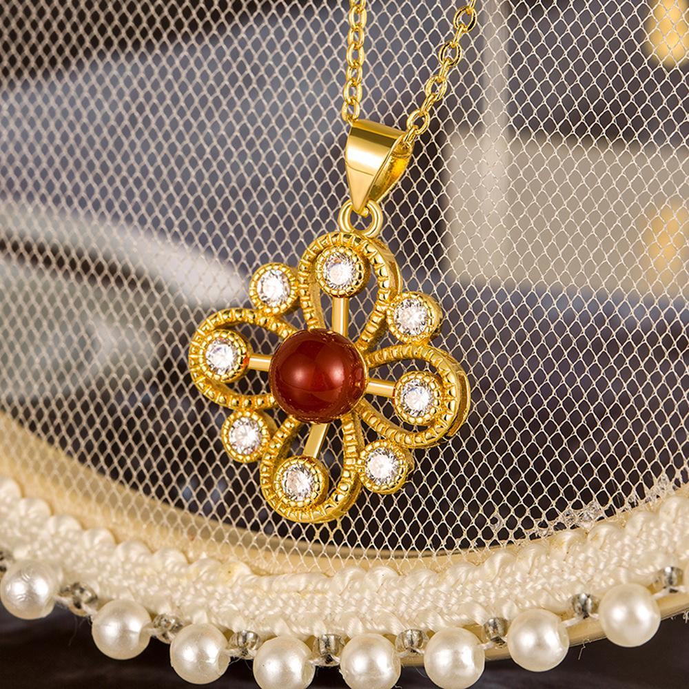 Flower Pendant Item Jewelry with Diamond Design Unique Shape Japanese and Korean Light Luxury Design Sense