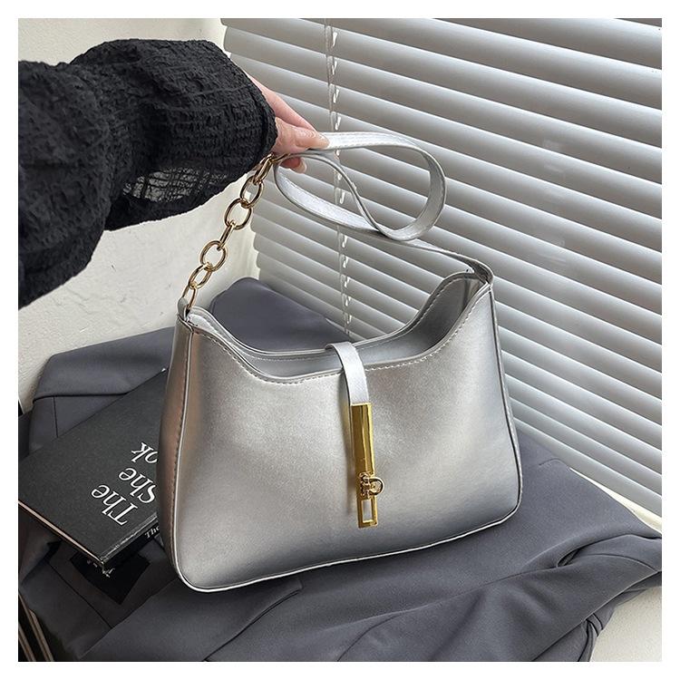 

Bags New trendy women s bags Spring and summer simple and versatile shoulder bags niche underarm bags