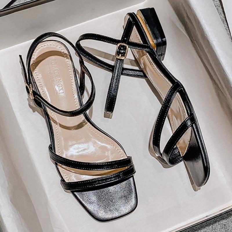 Fashion 2025 Summer Women's Sandals Open Toe Ankle Buckle Sandals Casual Outdoor Professional Low Heels Square Shoe Head Women Shoes