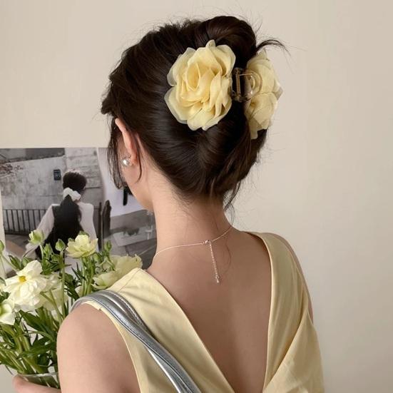 Hair Claw Mesh Yarn Texture 3D Flower Design Large Shark Hair Clip Versatile Daily Date Hair Accessory