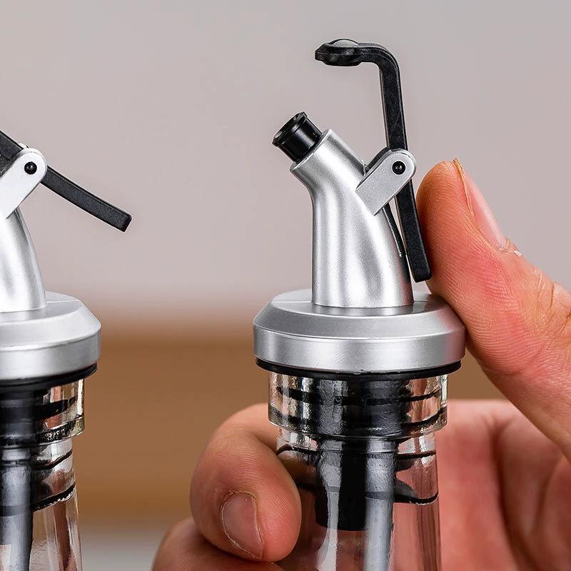 2/5/10KS Zátka na láhev s olejem Gumová zamykací zátka Těsnění Nepropustná Plastová hubička Rozprašovač Výlevky na víno Ocet Kuchyňské nářadí