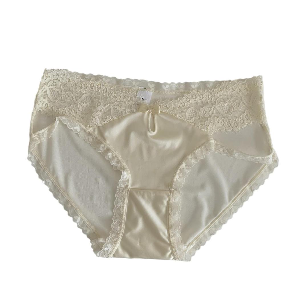 Women's French Lace Mesh Breathable Low-Rise Briefs