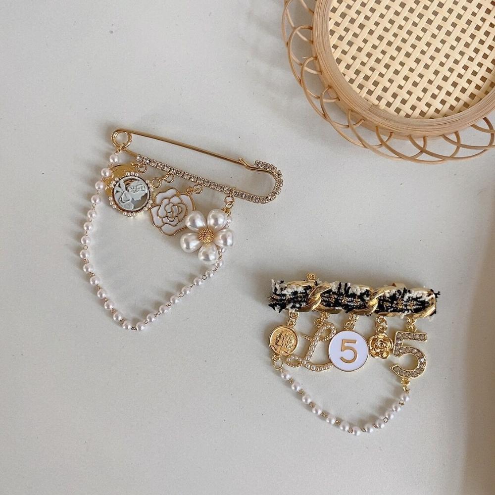 

Pins Weddings For Girls Chain Tassel Letter Pearl Korean Enamel Pin Women Brooches Enamel Badges
