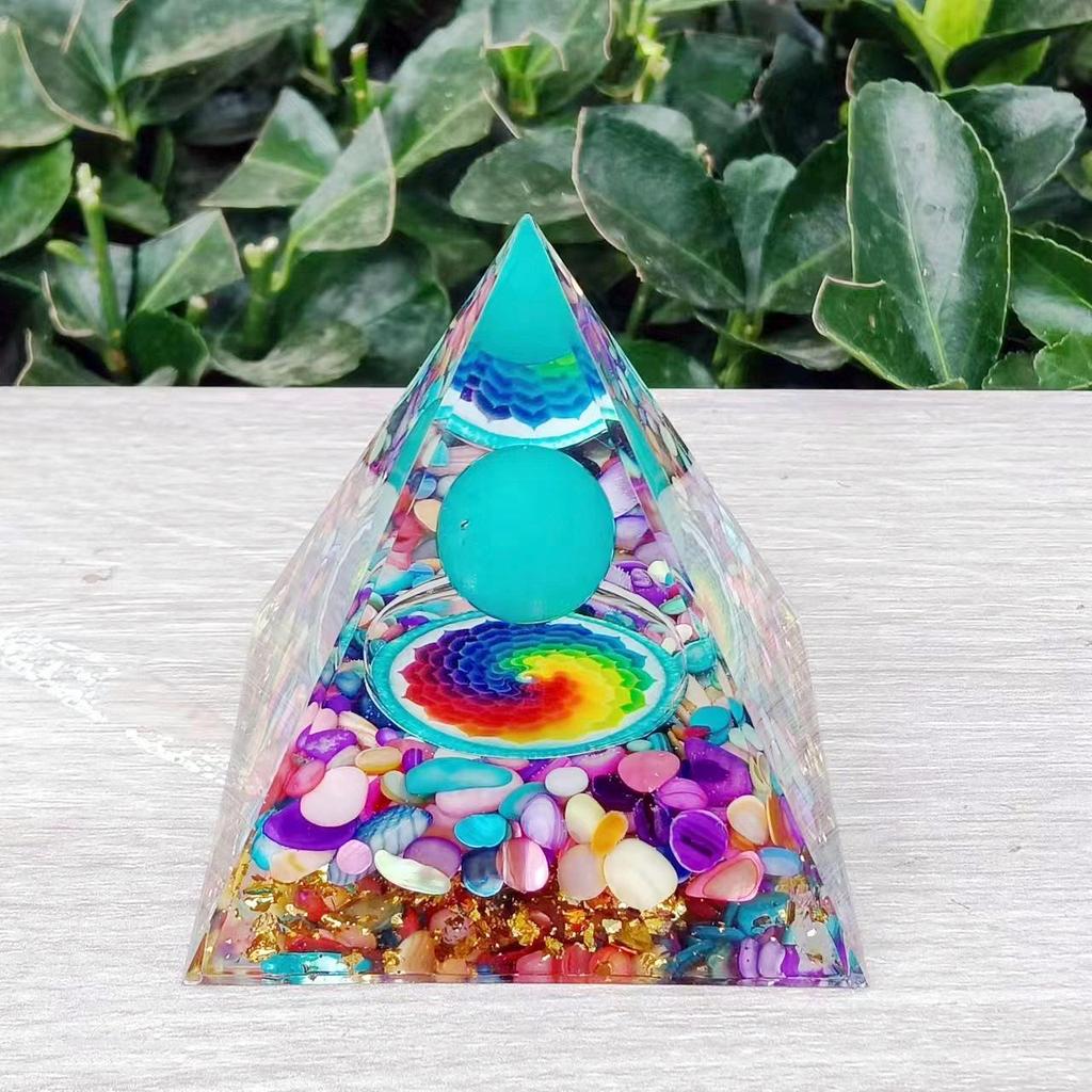 Crystal Stone Pyramid Resin Decor: Home, Office, Car Ornaments