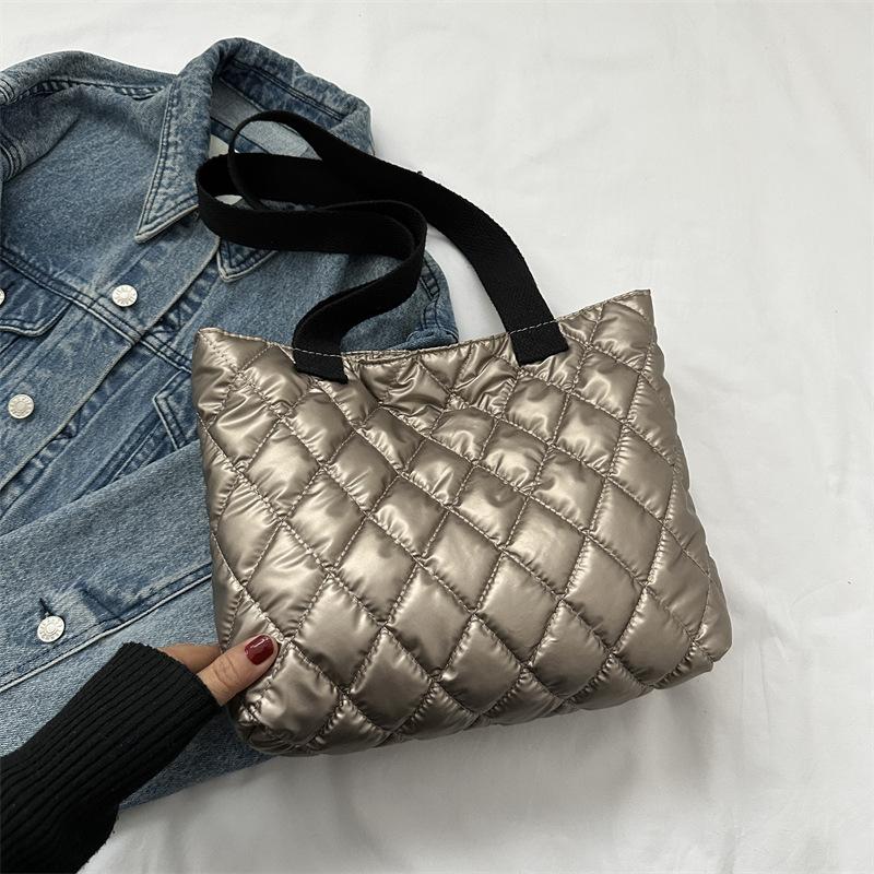 This Year's Popular Cotton Clothes Rhombus Embroidery Thread Handbag 2025 Winter New Versatile Ins Shoulder Armpit Tote Bag