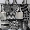 New Women's Knitted Shoulder Bag Large Capacity Bucket Bag for Shopping Commute Crossbody