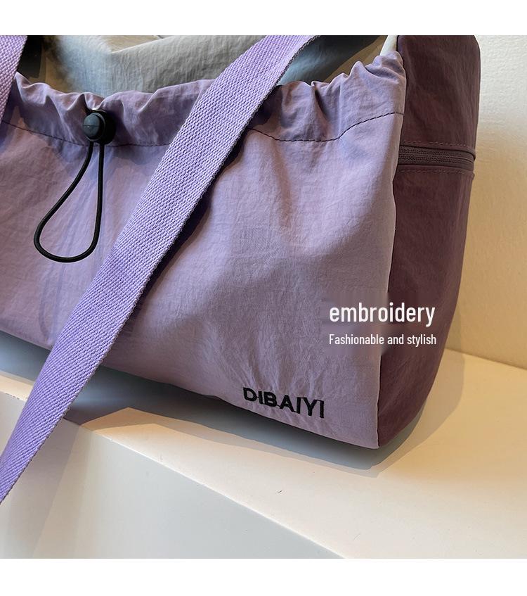 Women's Lightweight Sports and Travel Bag - Durable, Spacious, Wet/Dry Separation, Ideal for Fitness and Short Trips.