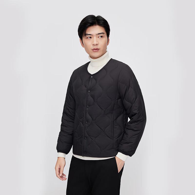 Xue Zhong Fei Men's Lightweight Winter Down Jacket X30137493F