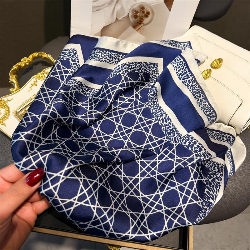 New Geometric Print Spring Summer Soft Satin Scarf Fashionable Commute Professional Neck Protection Square Scarves