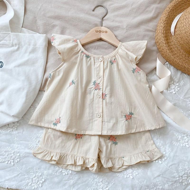

Cute Cotton Summer Two Piece Set For Girls With Embroidered Tops And Shorts StyleH