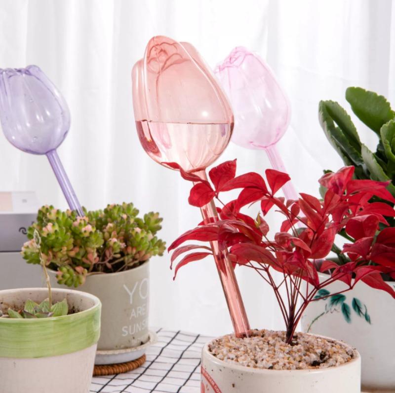 8Pcs Self Watering Tool Self Watering Tool Automatic Drip Irrigation Supplies Dripping Water Devices for Potted Plants Flower