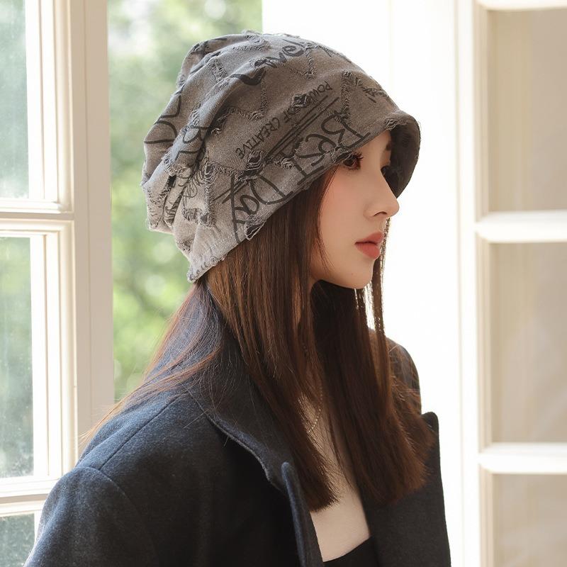 New Hats, Women's Autumn and Winter Warm Ear Protectors, Stacked Hats, Women's Models Show a Small Face and a Wide Head Circumference