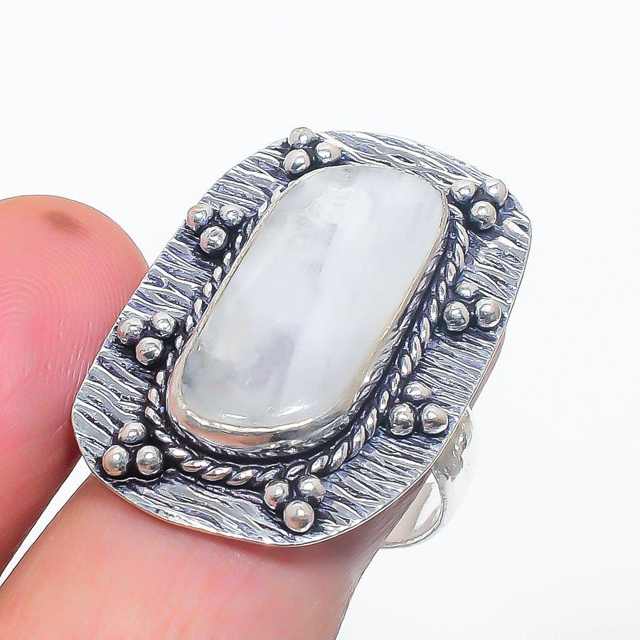 

Natural Rainbow Moonstone Gemstone 925 Sterling Silver Jewelry Ring Size 9 o5H37