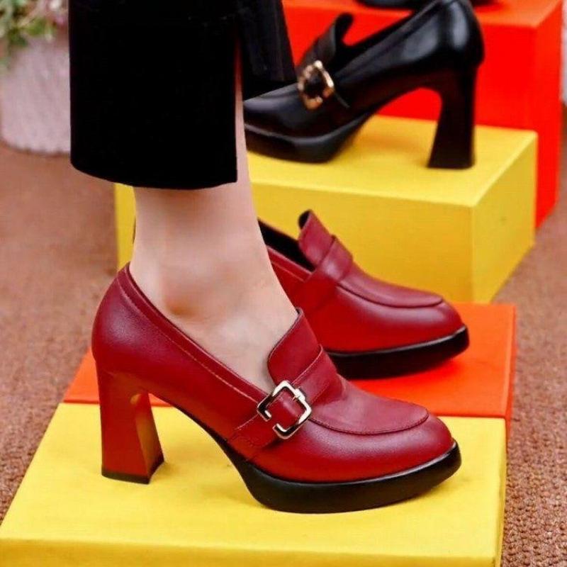Waterproof table high heels pointed spring thick-soled thick-heeled fashion shoes deep-mouth high-heeled leather shoes 40 бордовый 2990₽