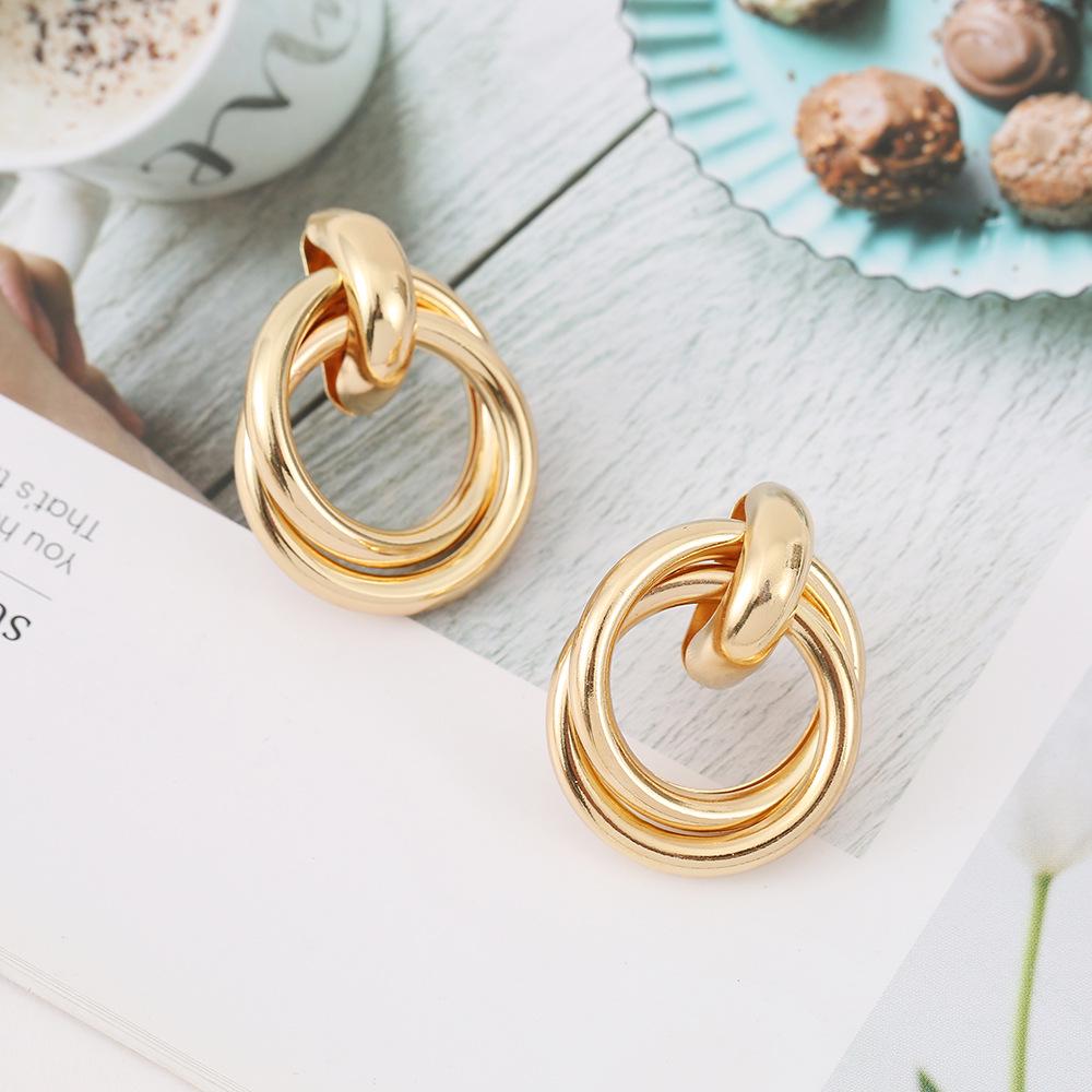 2024 Trendy Geometric Gold Hoop Earrings: Exaggerated Retro Style for Women
