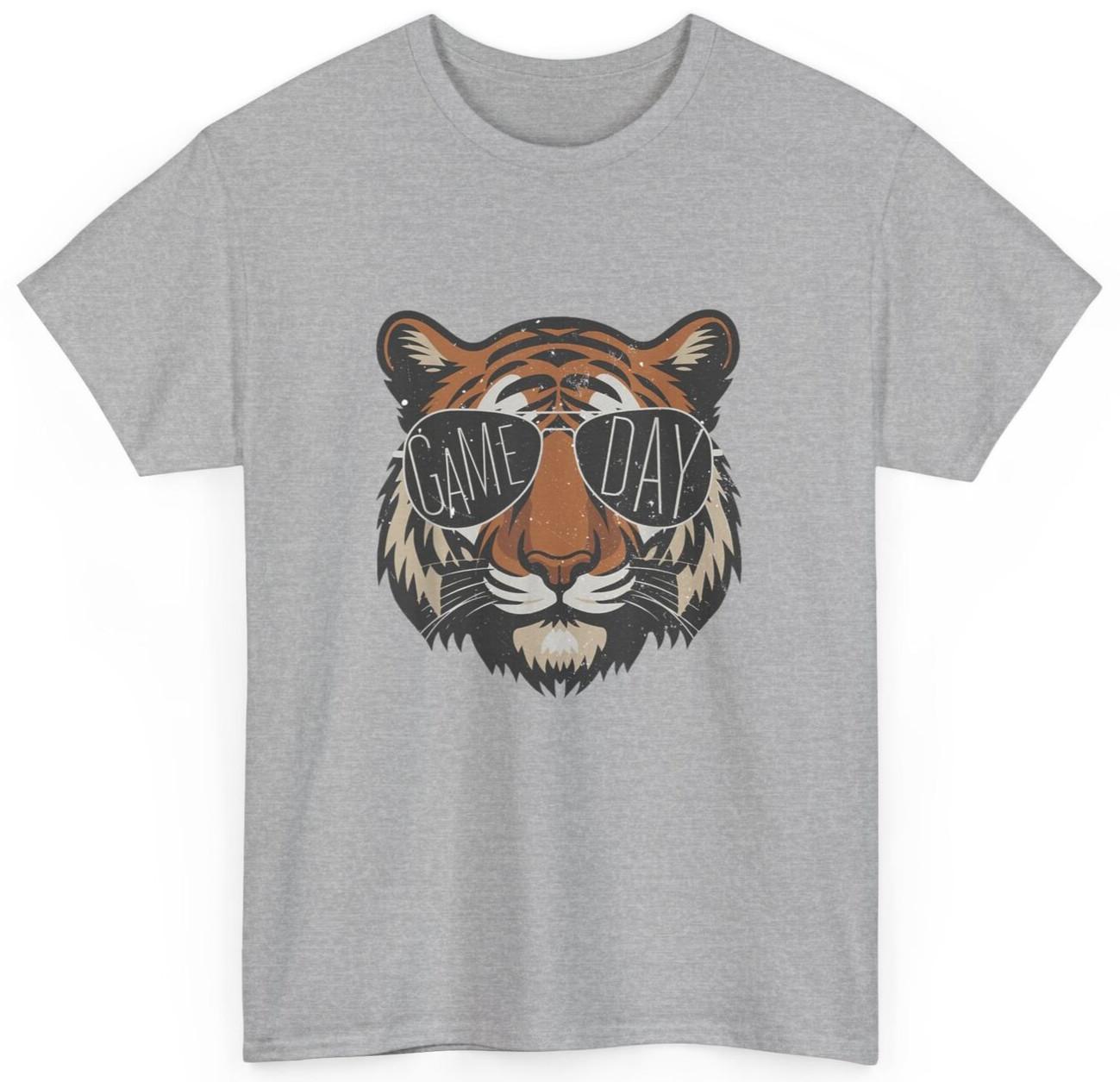 Touchdown American Football Game Day Thanksgiving Tiger Cool T-shirt XL