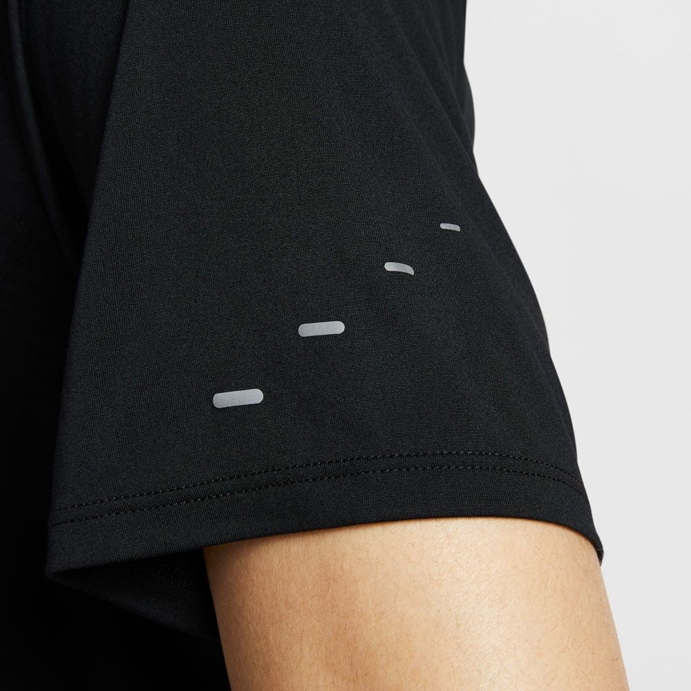 Nike Αθλητικό Casual T-Shirt με Στρογγυλή Λαιμόκοψη Κοντομάνικο Ανδρικά Top HV2129-010