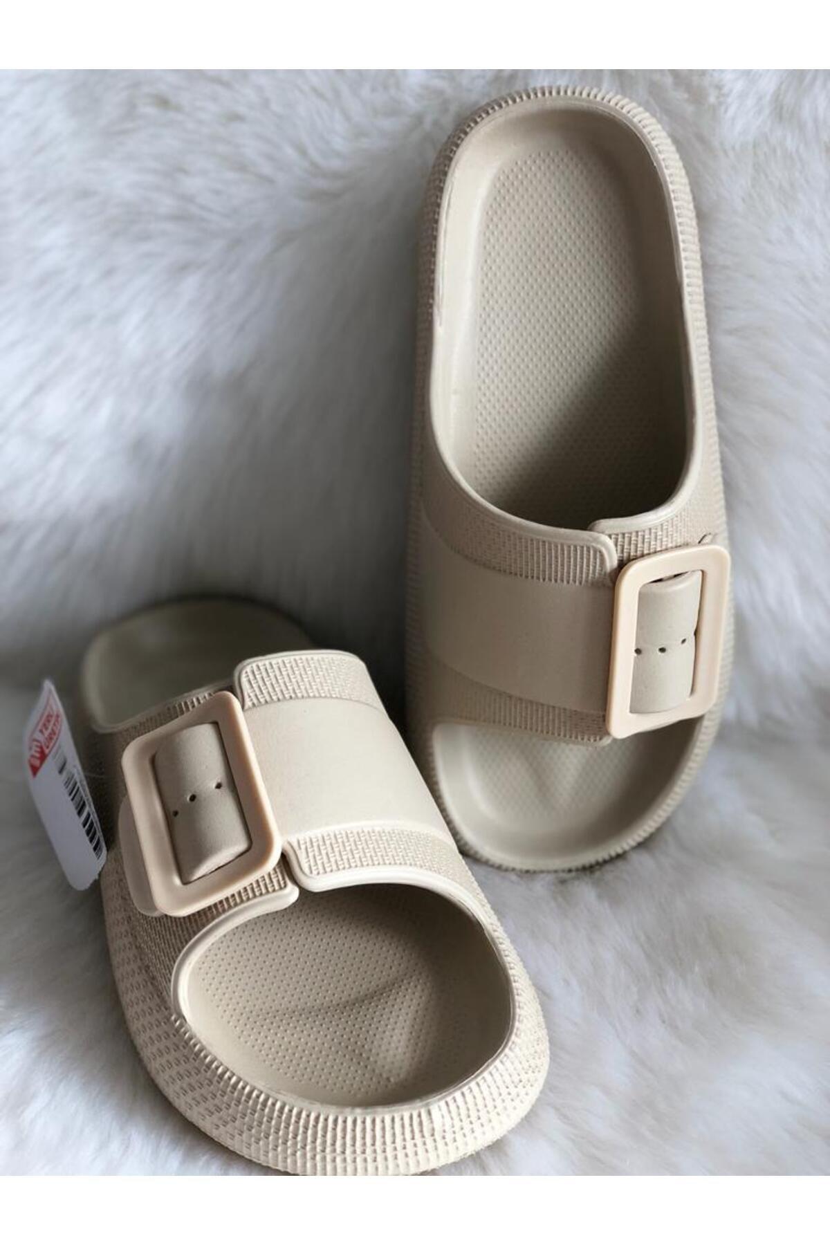 

DAILY THICK SOLE EVA LIGHT HOME STREET BALCONY TERRACE GARDEN POOL BEACH SLIPPERS 37 , 38 , 39 , 40 41 білий