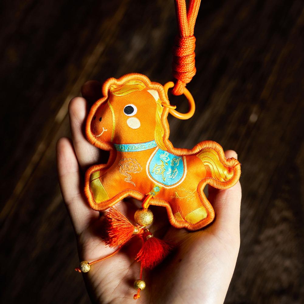 Duftendes Pony Sachet Anhänger Stickerei Hängend Jahr des Pferdes Anhänger Kreativer Glücksbringer Pferd Quaste Schlüsselanhänger Frühlingsfest