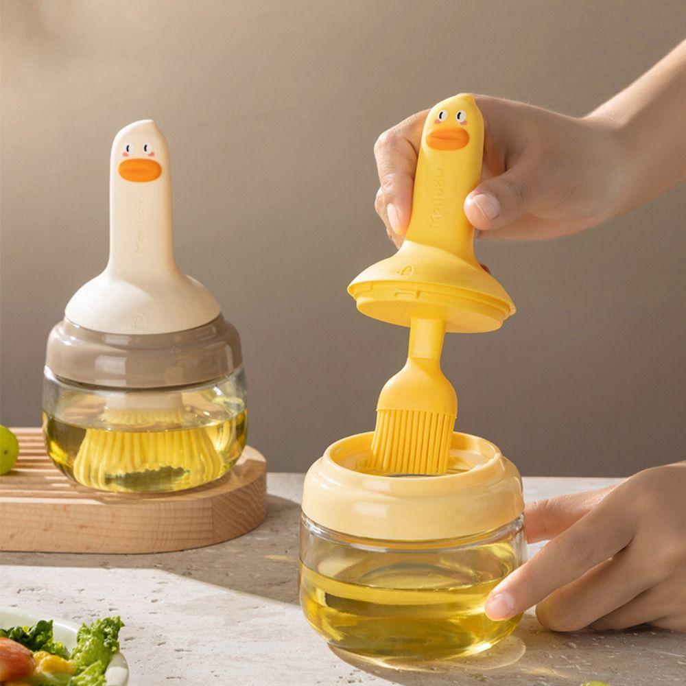 All-in-One Kitchen Oil Brush High-value Silicone Oil Bottle No Odor Cartoon Oil Brush  Barbecue