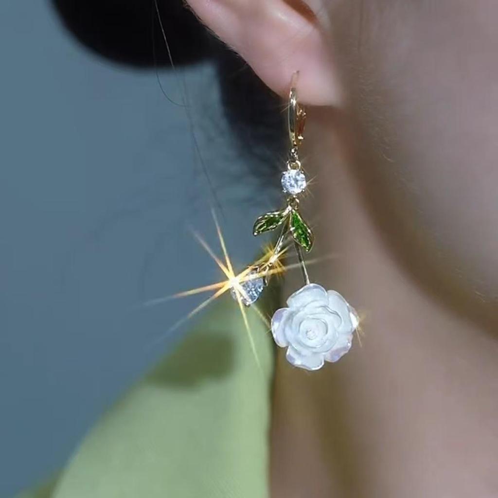 White Rose Crystal Stud Earrings – Elegant & Unique Light Luxury for Women