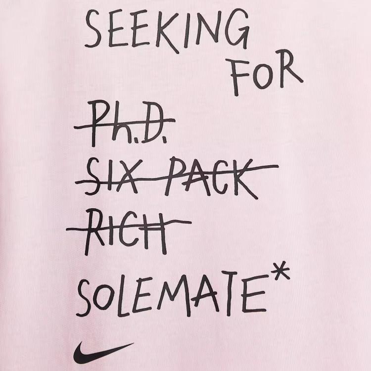 New Nike Sportswear T Shirt Women's II0451-663