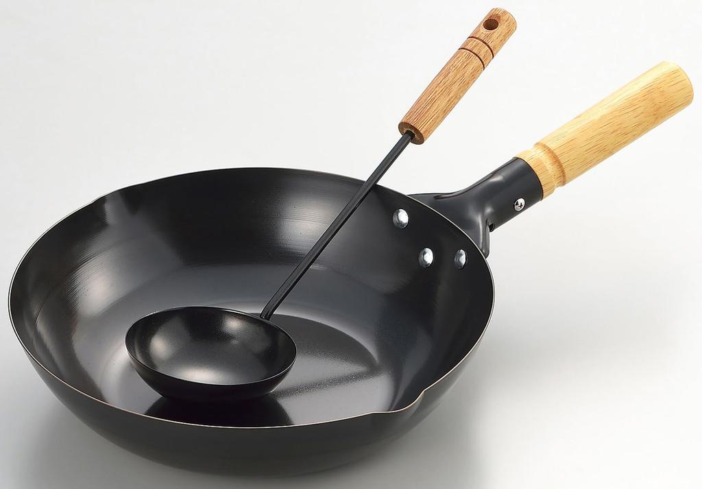 Tamahashi Fanxia Iron Peking Pot with Wooden Handle, 28cm, Ladle Included, FAN-28P