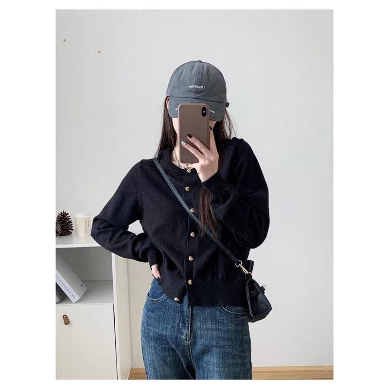 Spring and Autumn New Gentle Wind Imitation Raccoon Hair Knitted Cardigan Small Women Wear Crew Neck Small Jacket Inside and Outside