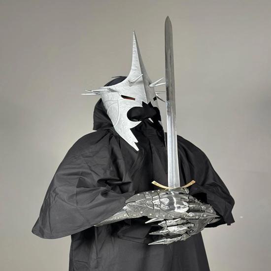 Nazgul Costume Halloween Outfit Ringwraith Robes Rider Costume Gowns Ring Wraith Cosplay Witch King of Angmar Medieval Armor Gift