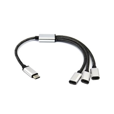 USB C Stecker auf Drei USB C Buchsen Splitter Konverter Adapter Verlängerungsanschlusskabel zum Laden und zur Datenübertragung