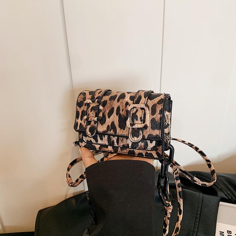 

Нежная текстура маленькая сумка женская 2025 новая стиль Spice Girl леопардовый принт маленькая квадратная сумка мини сумка через плечо мессенджер тренд хаки