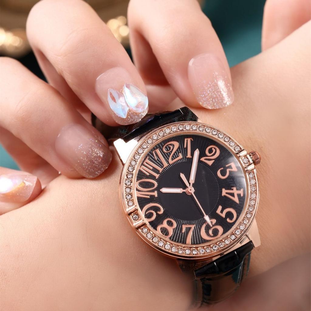 Fashion Casual Leather Light Luxury Diamond Non-Waterproof Quartz Women'S Watch