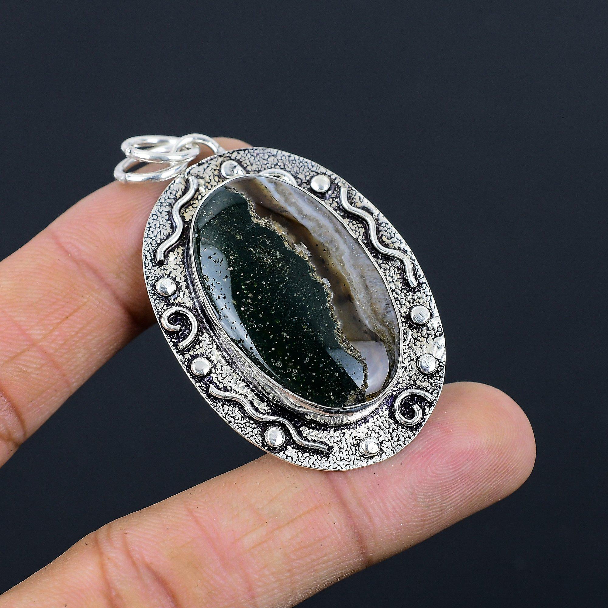 

Natural Aventurine Gemstone Pendant Green 925 Sterling Silver Indian Jewelry