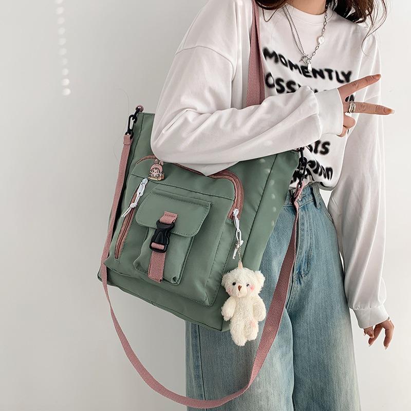 Large-capacity student tutoring bag New women's bag Sweet contrasting color shoulder messenger bag