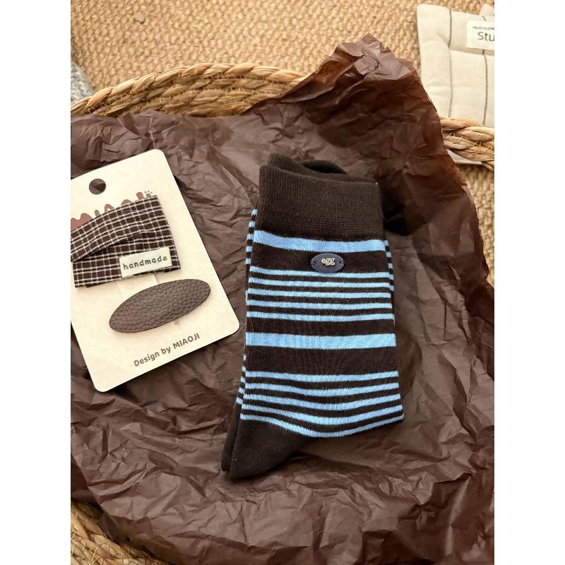 Female Spring and Autumn Retro Color Striped Buttons Boneless Pile Pile Cotton Socks