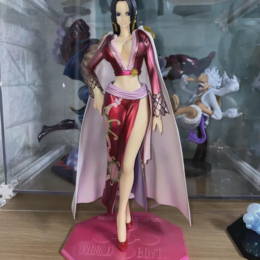

Продаются фигурки One Piece Pop Боа Хэнкок