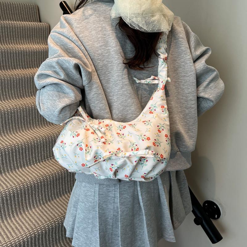 Bow floral pleated cloud bag women's small fresh high-value shoulder underarm bag casual messenger canvas bag bag